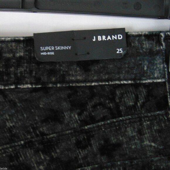 J Brand Jeans 815 Super Skinny VELVET Pants
New - Picture 6 of 7